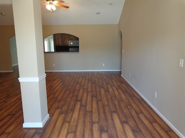 Building Photo - 2075 Reserve Pky