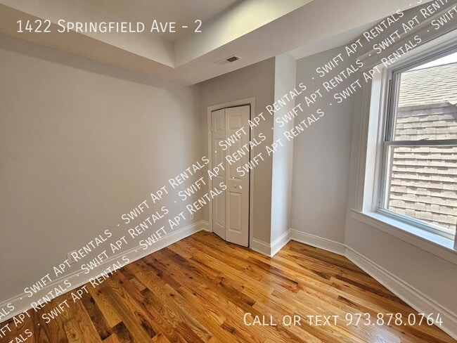 Building Photo - 1422 Springfield Ave