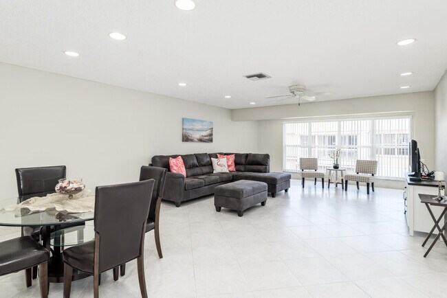 Foto del edificio - 1810 NW 18th St