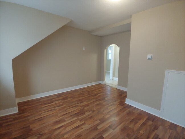 Building Photo - 4152 N 35th St