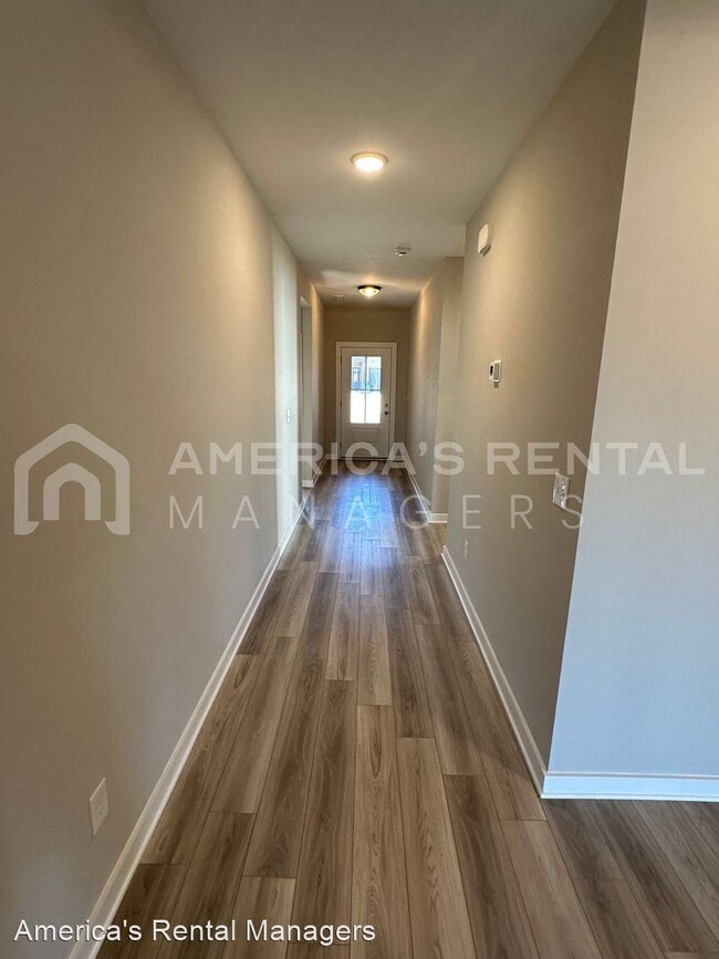 Building Photo - 4 br, 2 bath House - 105 Edisto Circle