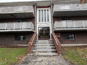 Building Photo - 126 Beaver St