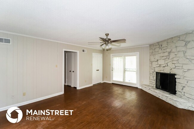 Foto del edificio - 7147 Hillshire Dr