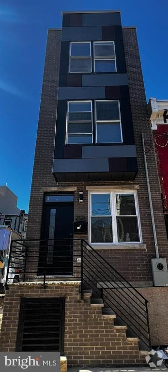 Building Photo - 2126 N Darien St
