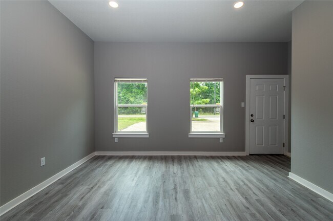 Foto del edificio - 519 Magnolia Point Dr