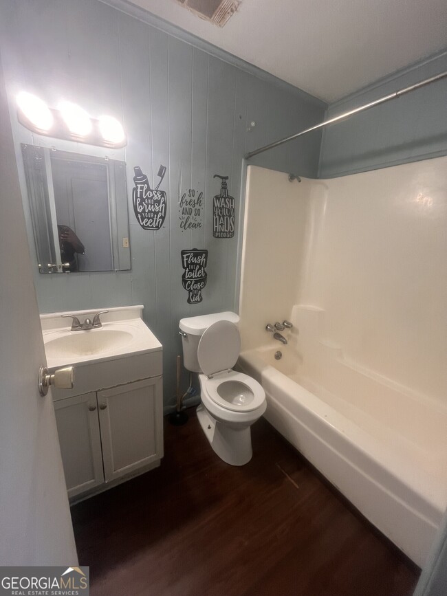 Building Photo - 3286 Kingston Ct