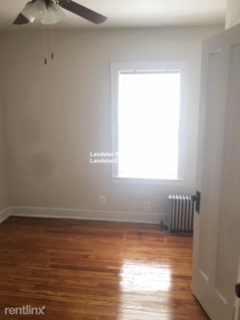 Building Photo - 2 br, 1 bath Apartment - 3946 N Marmora Ave