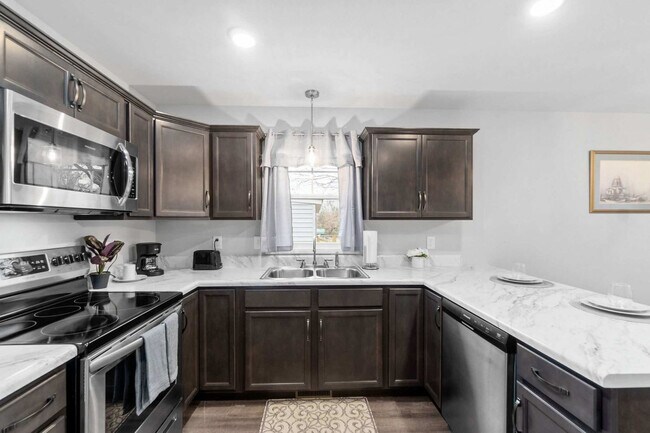 Foto del edificio - 863 Central Ave