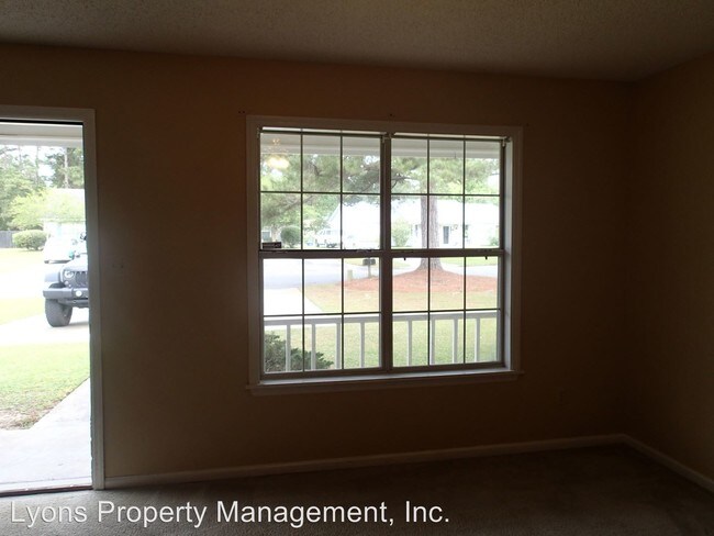 Foto del edificio - 2608 Wedgewood Dr
