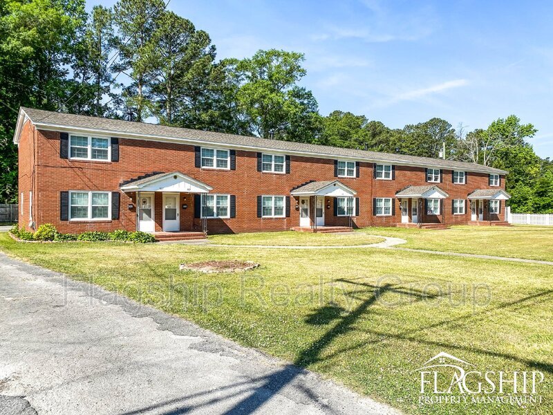 113 W 15th St, Washington, NC 27889 House Rental in Washington, NC