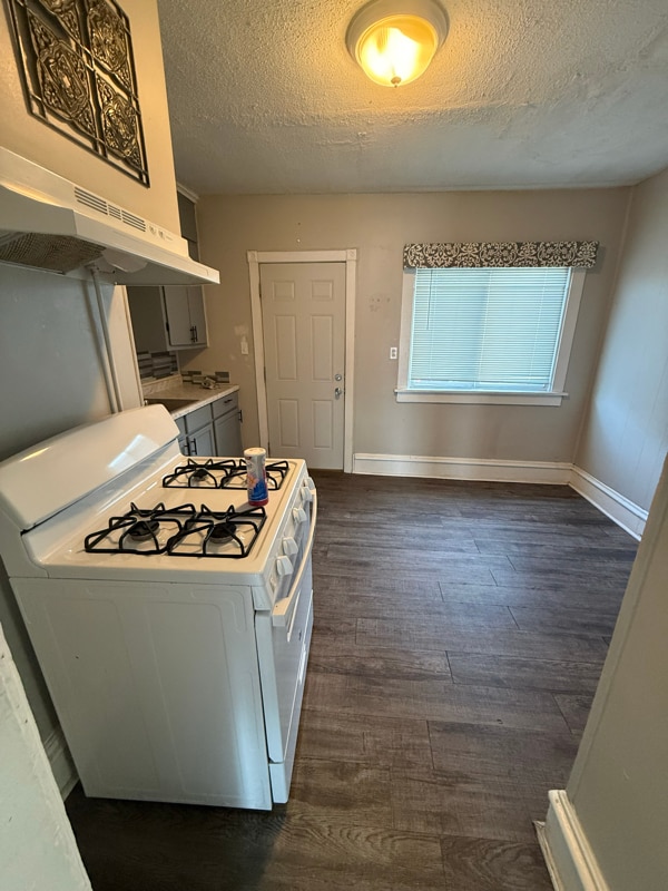 Building Photo - 628 E Galena Blvd