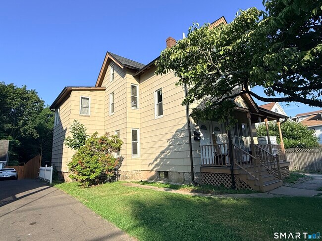 Foto del edificio - 26 Taylor Ave