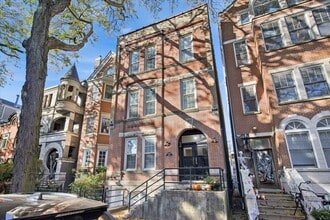 Building Photo - 1950 N Hudson Ave Building Photo - 1950 N Hudson Ave