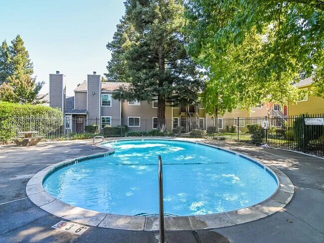 Photo - Move-In Ready 1-Bedroom Condo in Cobblestone Glen – $1,495 SEE VIDEO