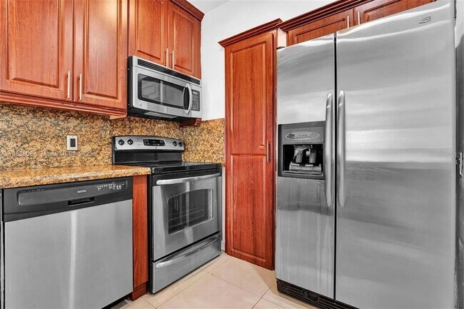 Foto del edificio - 437 Swan Ave