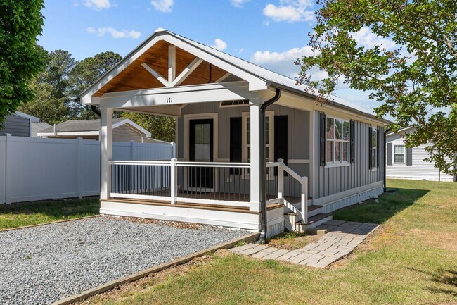 Foto del edificio - New Build Tiny Home!