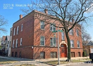 Building Photo - 2223 N Hamlin Ave