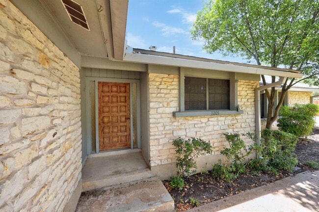 Building Photo - 11205 D-K Ranch Rd