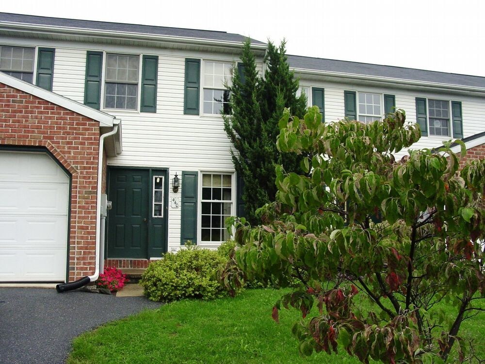 440 Crosswinds Dr, Lititz, PA 17543 Townhome Rentals in Lititz PA