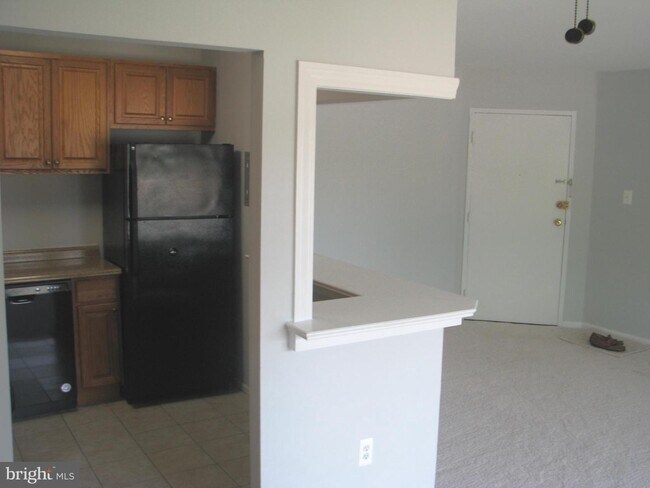 Building Photo - 10169 Fair Wds Dr