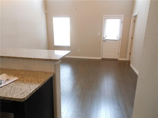Building Photo - 2304 S Lakeline Blvd