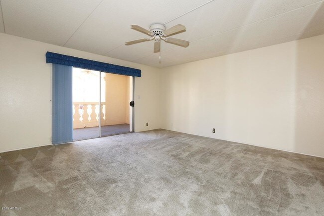 Building Photo - 7920 E Camelback Rd
