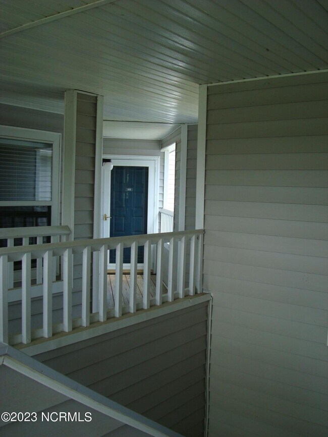 Building Photo - 4101 Breezewood Dr