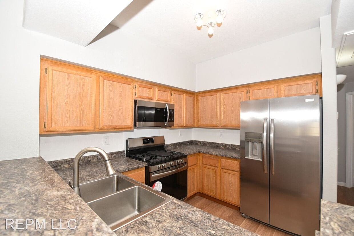 Primary Photo - 2 br, 2 bath House - 1513 Truett St #201