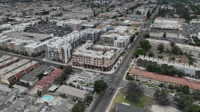  - APT 123 CHAPEL AVE