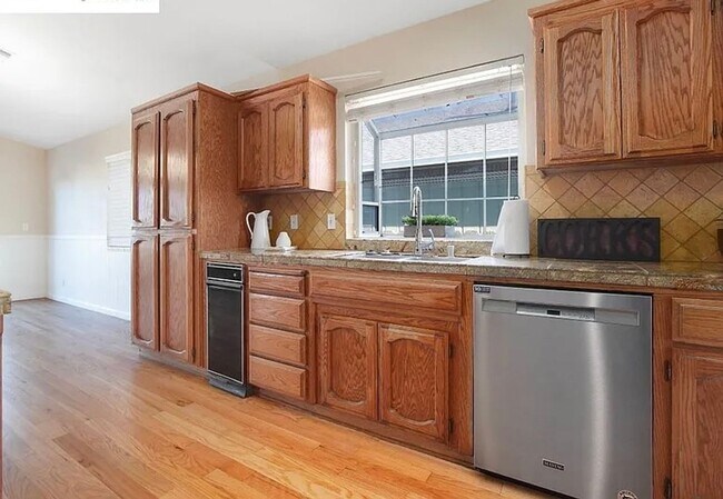 Foto del edificio - 107 W Lake Dr