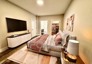 Building Photo - 2 Flanders Rd