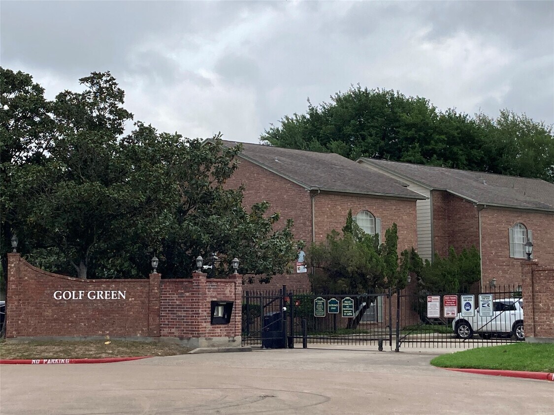 Primary Photo - 6500 Harbor Town Dr
