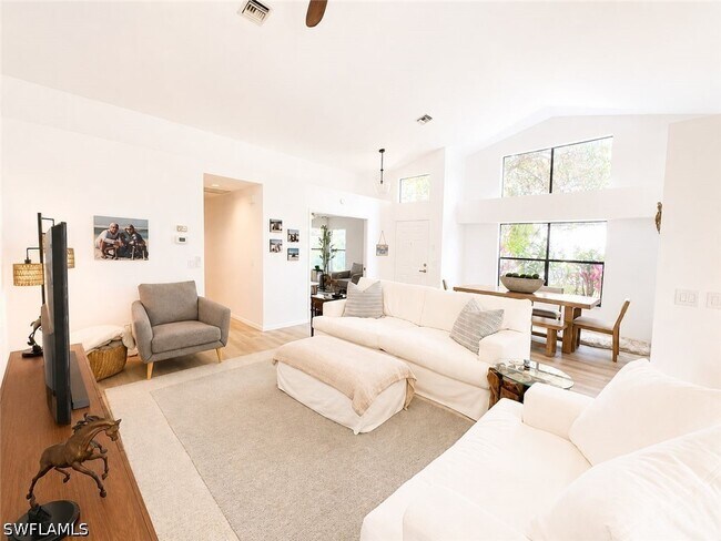 Foto del edificio - 27123 Kindlewood Ln