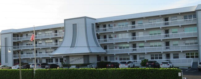 Building Photo - 155 Yacht Club Dr