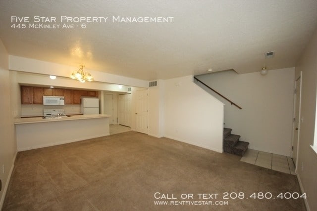 Building Photo - 445 McKinley Ave