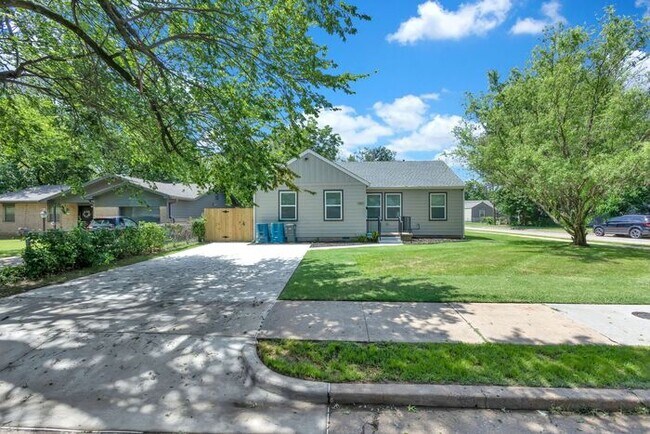 Foto del edificio - Stunning 3-Bedroom Home with Modern Upgrades in Tulsa