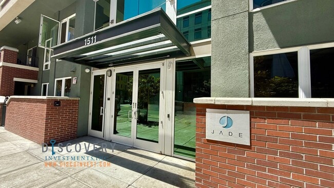 Building Photo - Large Downtown Oakland Two Bedroom Condomi...