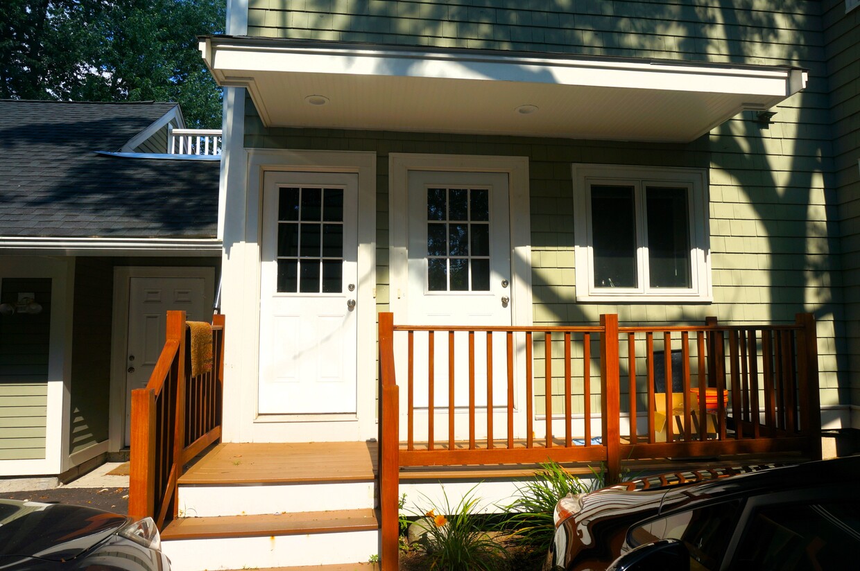 Primary Photo - 50 E Plain St