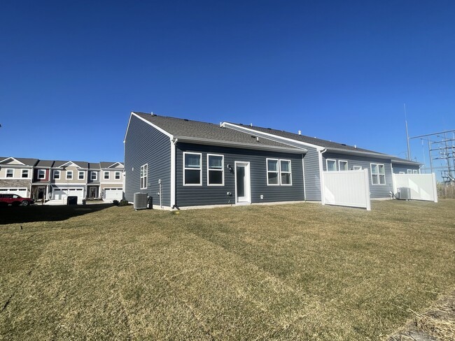 Building Photo - 32088 Sand Bank Ln