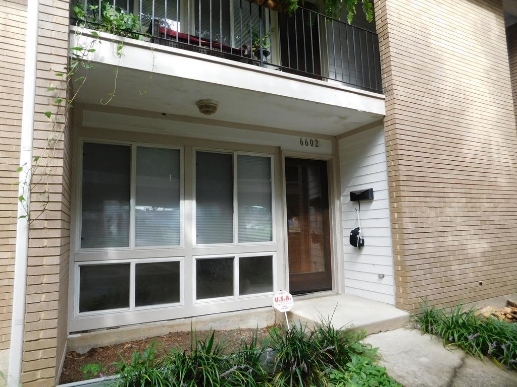 Primary Photo - 6602 Bellaire Dr.