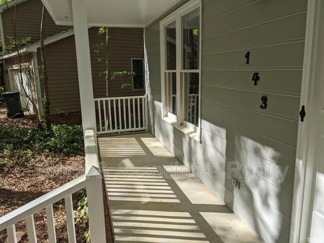 Building Photo - 143 Brannigan Pl