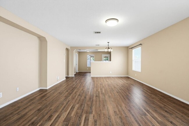 Building Photo - 3935 Regal Rose