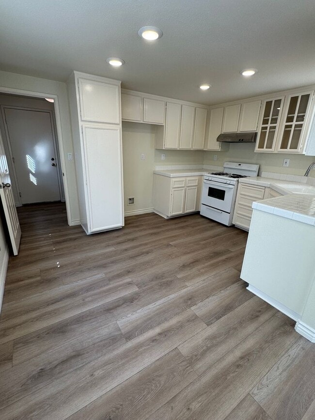 Building Photo - 10591 Wincheck Rd