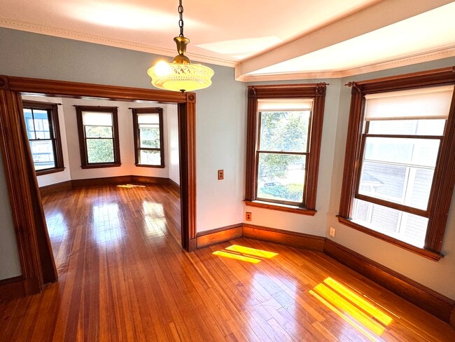 Living Room & Dining - 104 Hancock St