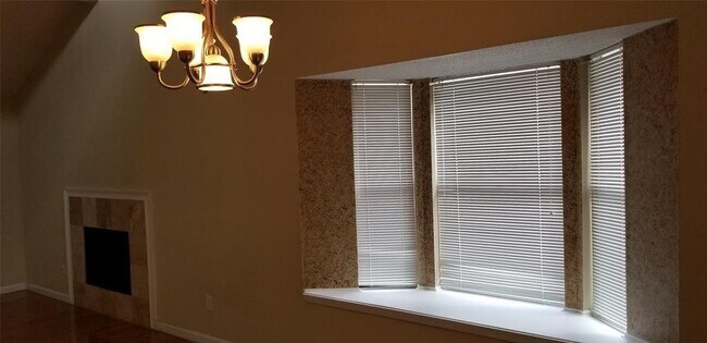 Foto del edificio - 6912 Fox Valley Ln