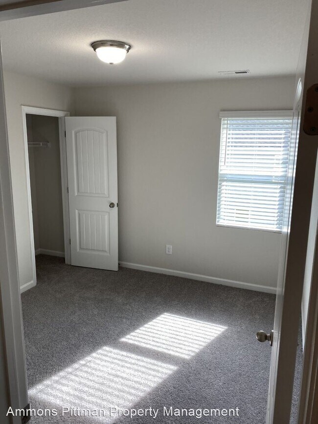 Building Photo - 3 br, 2.5 bath House - 2021 Wiggins Village