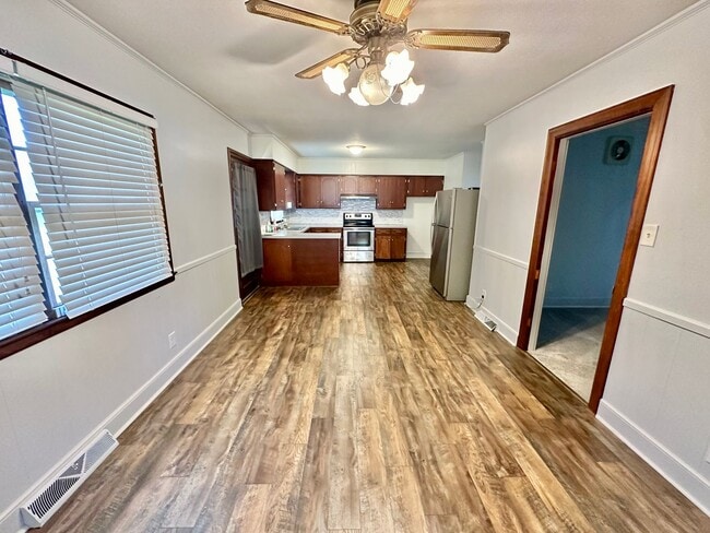 Foto del edificio - 4065 Pinehurst Dr