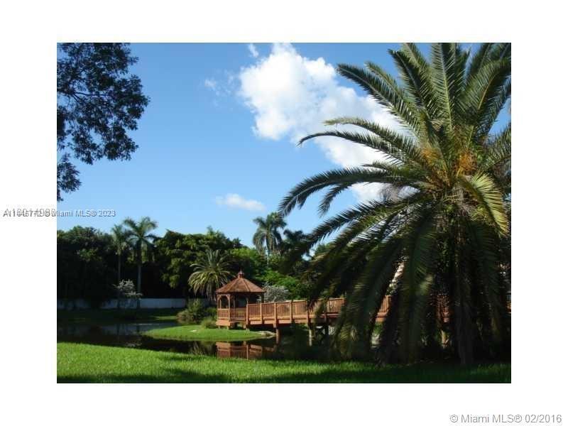 Foto del edificio - 1401 SW 21st Ct