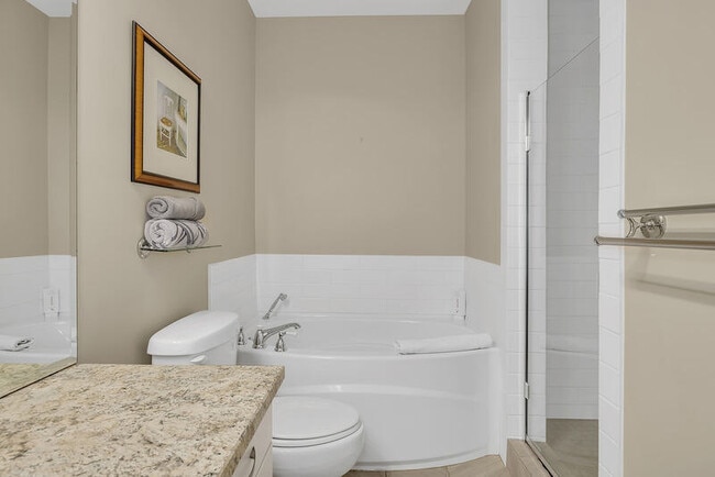 Building Photo - 4022 Pritchard Dr