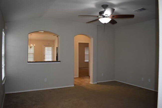 Building Photo - 4600 Honeystreet Bridge Ln